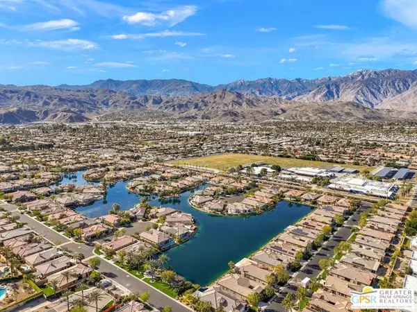 Rancho Mirage, CA 92270,10 Loch Ness Lake Court