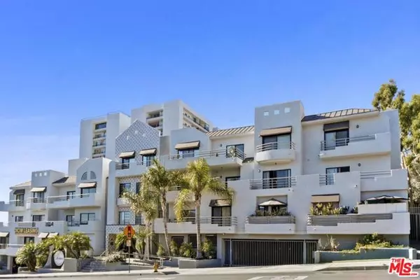 1121 N La Cienega Boulevard #306, West Hollywood, CA 90069