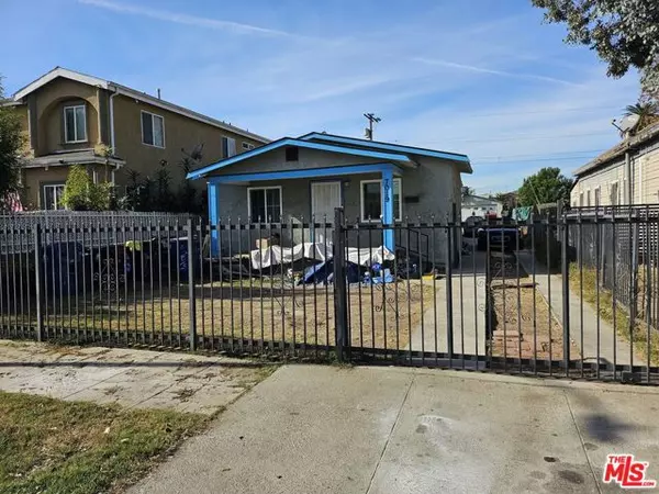 7019 Estrella Avenue, Los Angeles, CA 90044