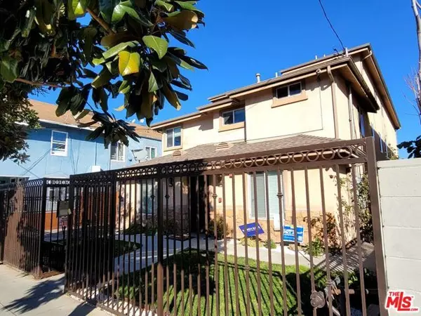 887 E 40th Place #3, Los Angeles, CA 90011