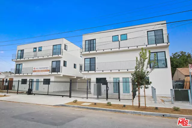 North Hollywood (los Angeles), CA 91605,7634 Morella Avenue