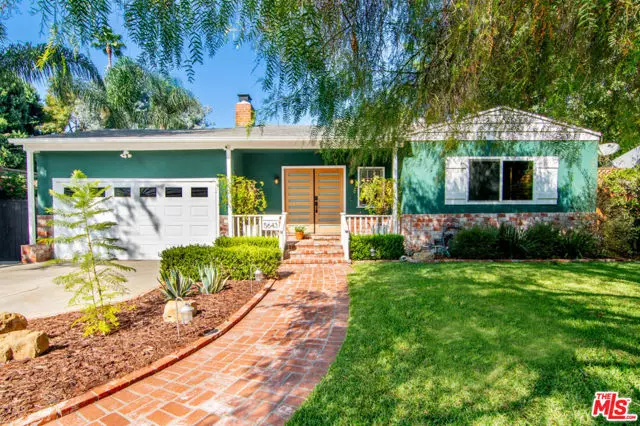 5643 Stansbury Avenue, Van Nuys (los Angeles), CA 91401