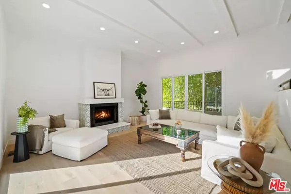 Studio City (los Angeles), CA 91604,4148 Sunswept Drive