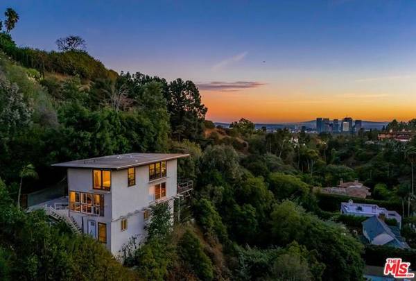 1311 Braeridge Drive, Beverly Hills, CA 90210