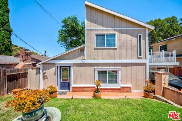 9516 Dennis Way, Chatsworth (los Angeles), CA 91311