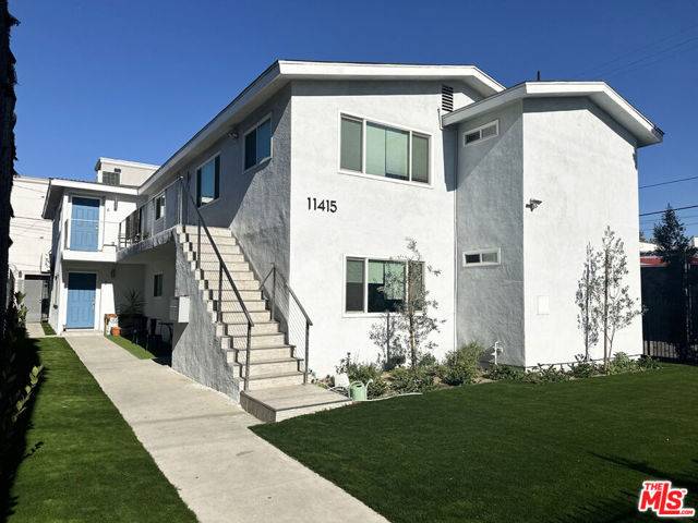 11415 Miranda Street, North Hollywood (los Angeles), CA 91601