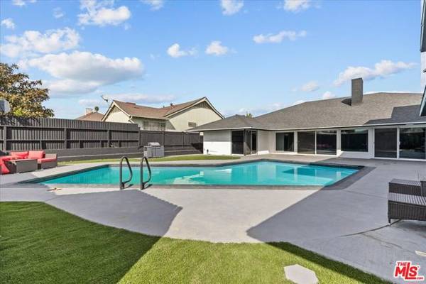 4204 Olympiad Drive, View Park, CA 90043