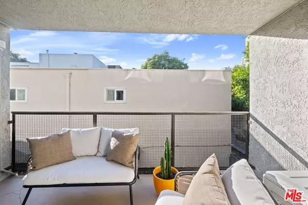 West Hollywood, CA 90069,9005 Cynthia Street #217