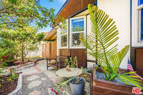 1165 Cherokee, Topanga (los Angeles), CA 90290