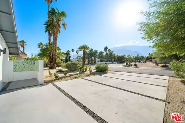 Palm Springs, CA 92262,2660 N Farrell Drive