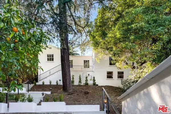 3487 Oak Glen Drive, Los Angeles, CA 90068