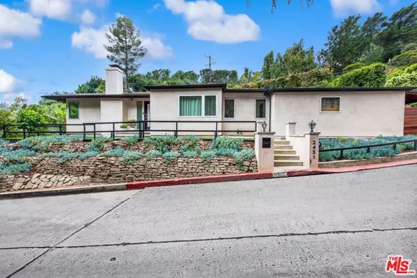 2451 Greenvalley Road, Los Angeles, CA 90046