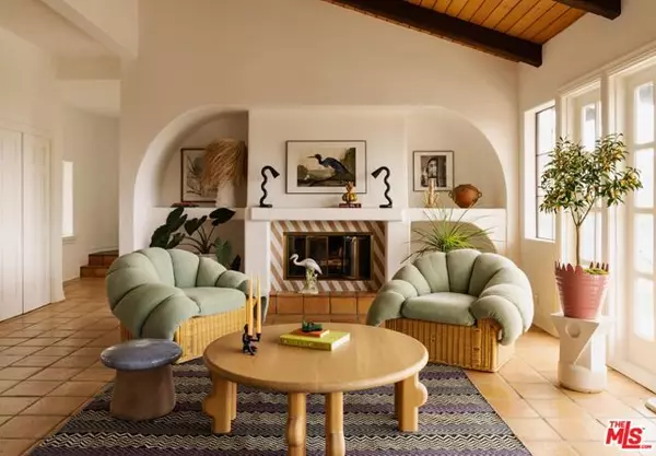 Malibu, CA 90265,33261 Decker School Road