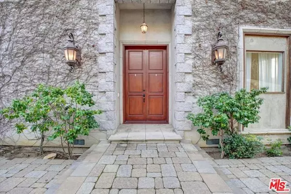 Malibu, CA 90265,5805 Foxview Drive