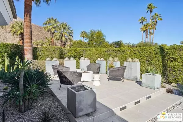 Palm Springs, CA 92264,215 W Camino Alturas