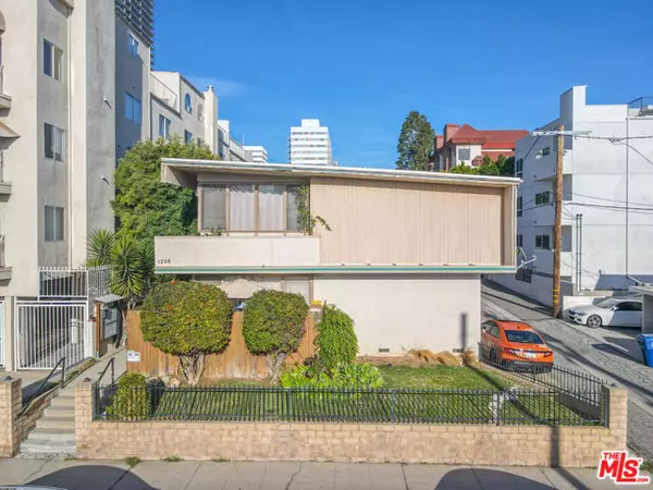 Los Angeles, CA 90025,1256 S Westgate Avenue