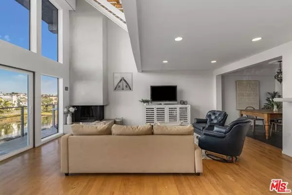 4105 Pacific Avenue #2, Marina Del Rey, CA 90292