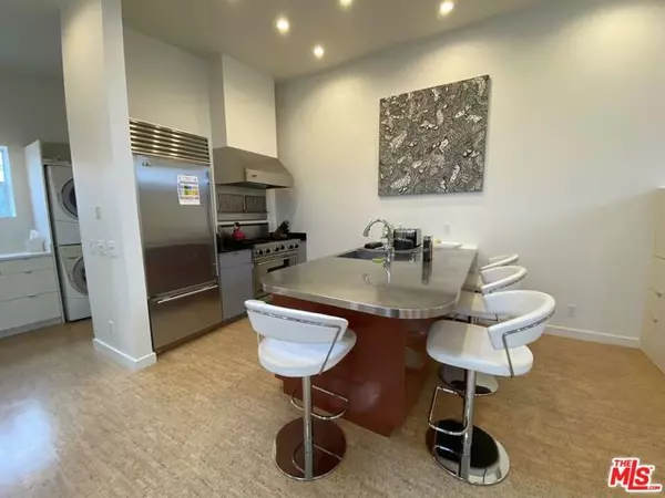 Venice (los Angeles), CA 90291,310 Venice Way