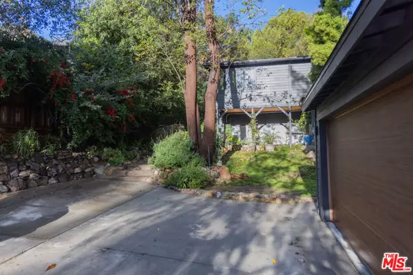 Topanga (los Angeles), CA 90290,19643 Valley View Dr