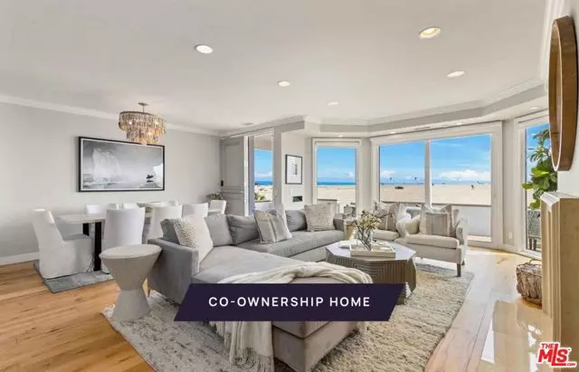 506 W Oceanfront, Newport Beach, CA 92661