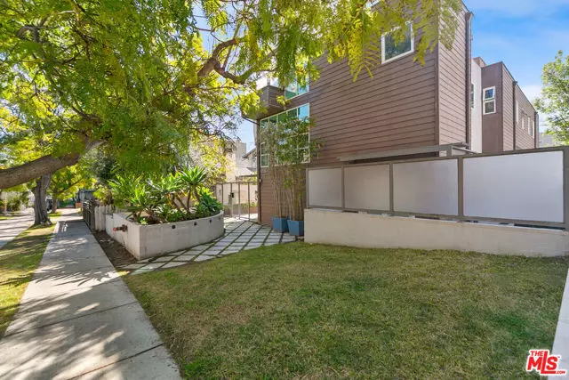 1228 21st Street #A, Santa Monica, CA 90404