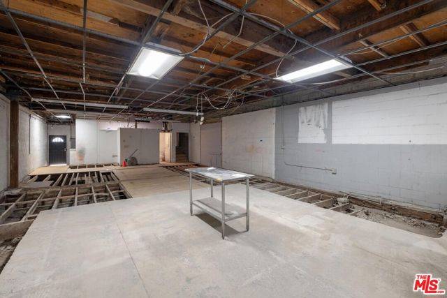 Los Angeles, CA 90032,4812 Huntington Drive