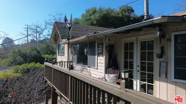 Santa Barbara, CA 93103,1826 Stanwood Drive
