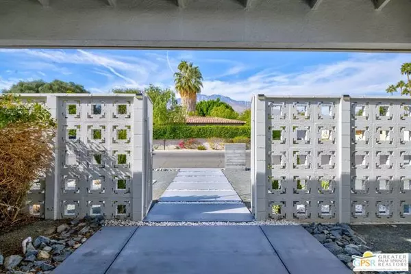 Palm Springs, CA 92264,2002 S Bobolink Lane