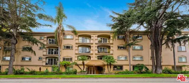 222 7th Street #301, Santa Monica, CA 90402