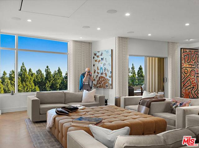 1 W Century Drive #5B, Los Angeles, CA 90067