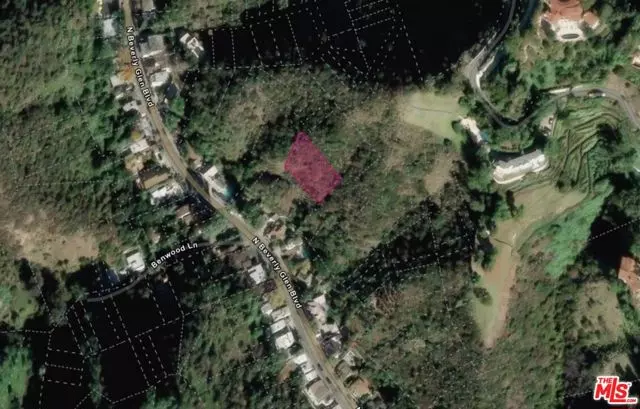 1034 Hollybush Lane, Los Angeles, CA 90077