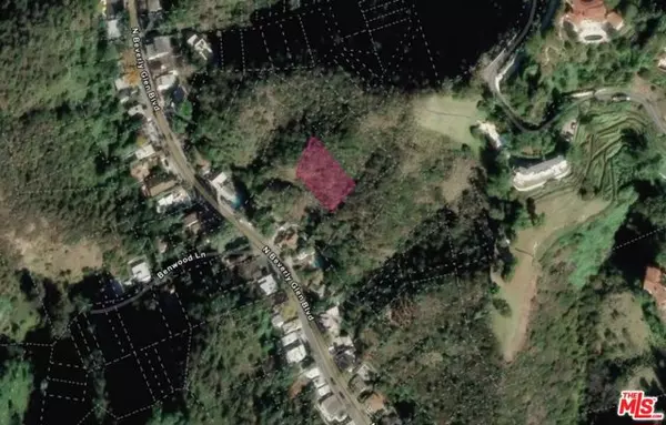 Los Angeles, CA 90077,1034 Hollybush Lane