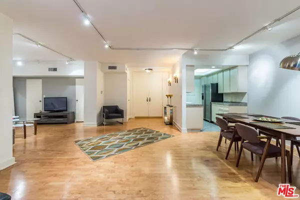 West Hollywood, CA 90069,1131 Alta Loma Road #117