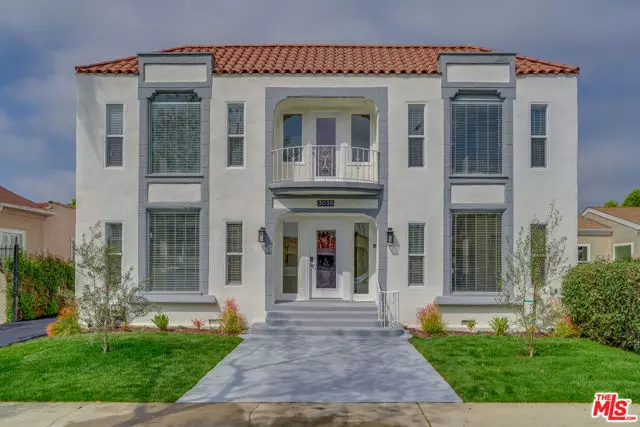 Los Angeles, CA 90016,3035 West Boulevard #201