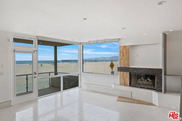 Marina Del Rey, CA 90292,6 Eastwind Street #110