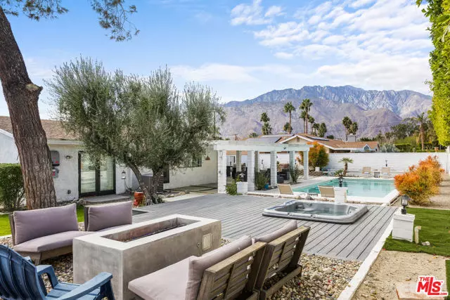 2826 E San Marino Road, Palm Springs, CA 92262