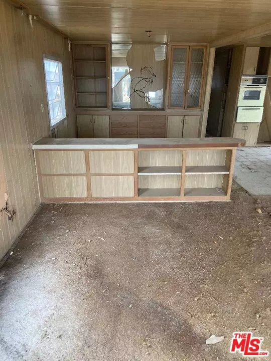 Newberry Springs, CA 92365,48003 Kiloran Street