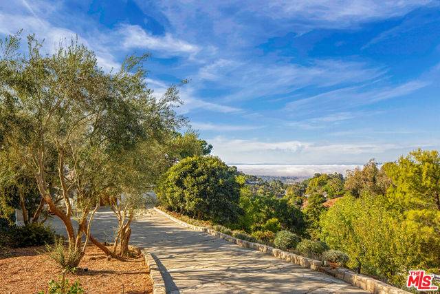 17 Bowie Road, Rolling Hills, CA 90274