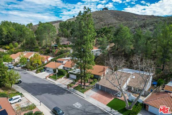 28824 Eagleton Street, Agoura Hills, CA 91301