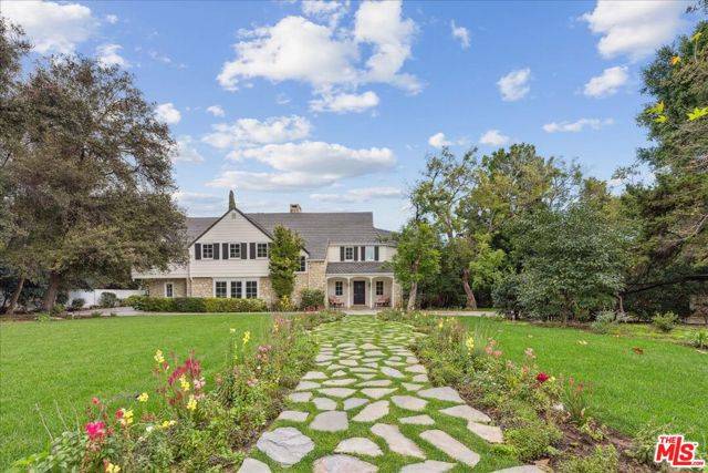 814 Foothill Road, Beverly Hills, CA 90210