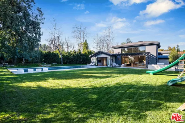 5717 Round Meadow Road, Hidden Hills, CA 91302