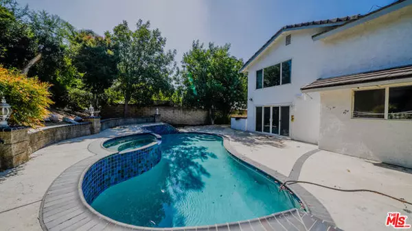 Porter Ranch (los Angeles), CA 91326,18855 Granada Circle #5