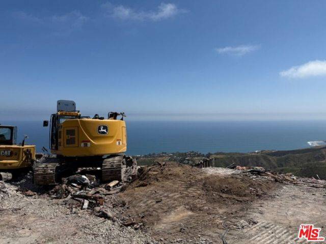 Malibu, CA 90265,2401 Rambla Pacifico Street