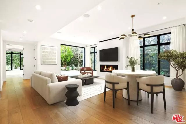 Santa Monica, CA 90403,1037 21st Street