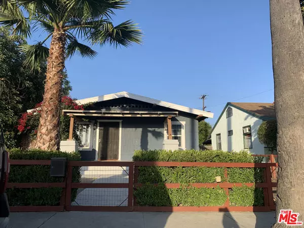 220 Palm Place, Pomona, CA 91767