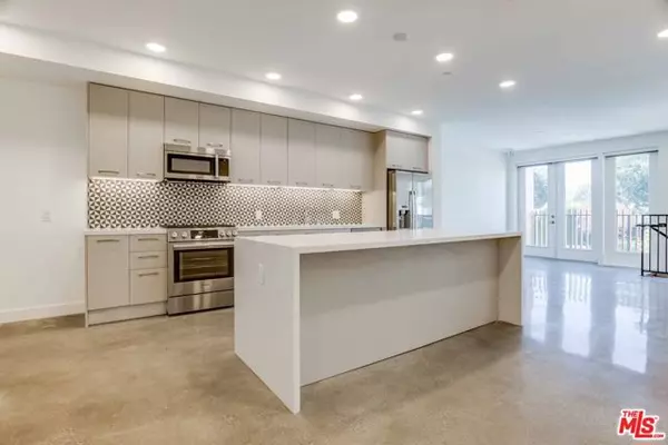 West Hollywood, CA 90046,1250 N Fairfax Avenue #311