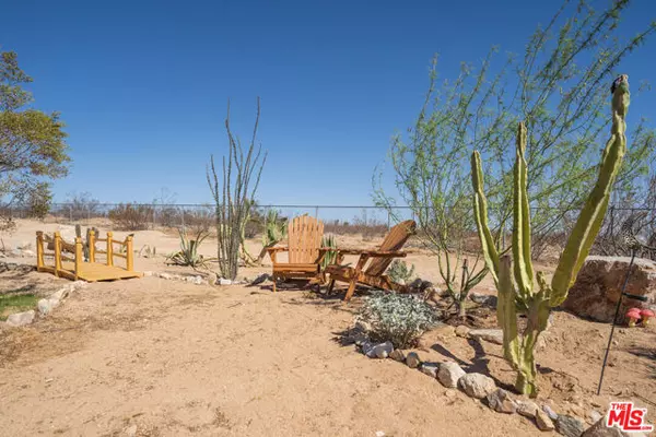 Joshua Tree, CA 92252,2724 Stonehill Avenue