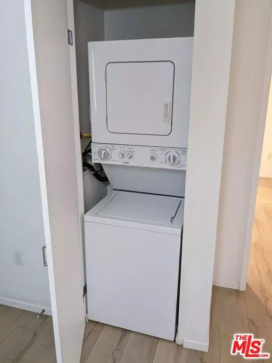 Los Angeles, CA 90019,1183 Crenshaw Boulevard