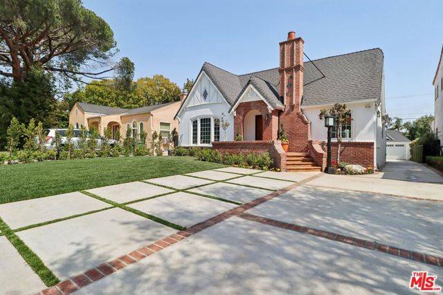 916 S Rimpau Boulevard, Los Angeles, CA 90019