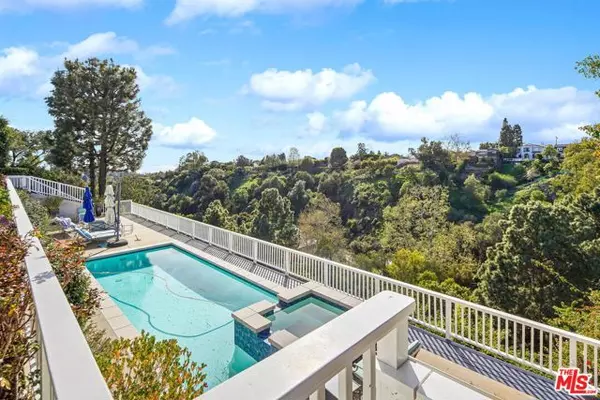 1061 Villa View Drive, Pacific Palisades (los Angeles), CA 90272